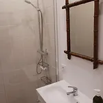 Petit Avec Jardin Et Piscine Frühstückspension
